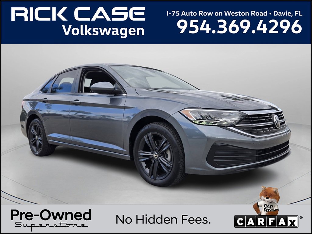 Certified 2024 Volkswagen Jetta SE w/ Panoramic Sunroof Package image 1