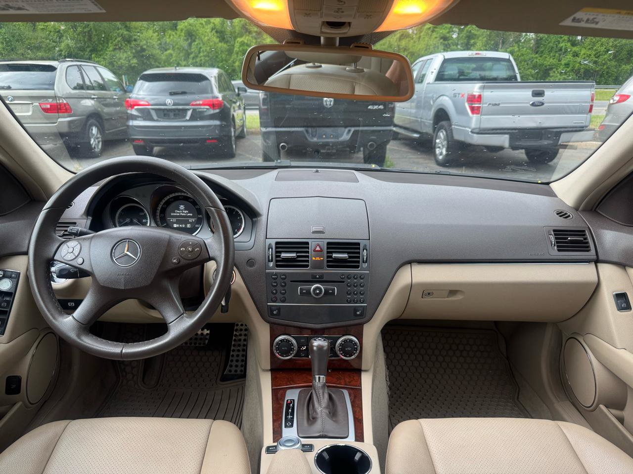 Used 2011 Mercedes-Benz C 300 4MATIC Sedan image 17