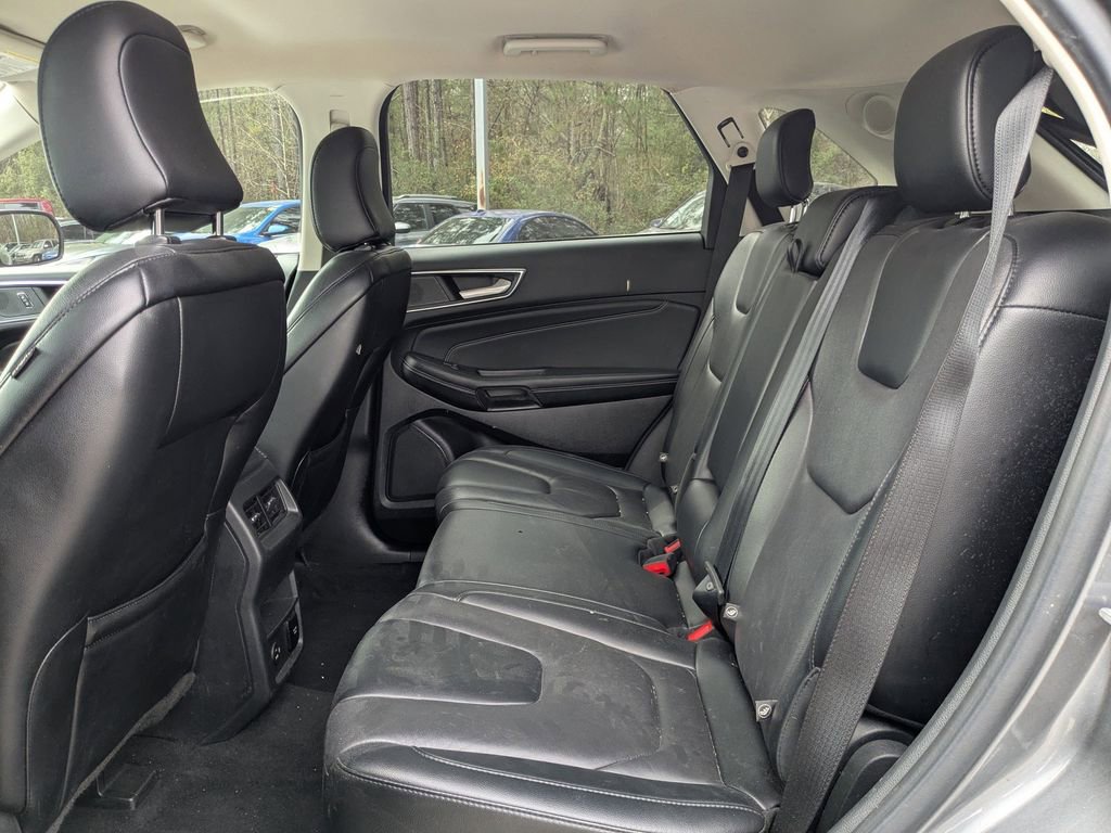 Used 2022 Ford Edge Titanium image 14