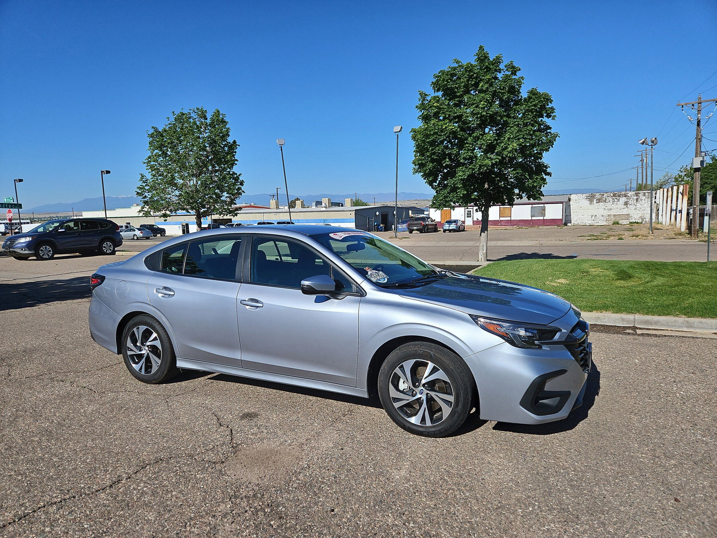 Used 2025 Subaru Legacy Premium AWD/4WD image 2