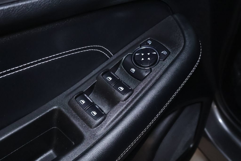 Used 2024 Ford Edge Titanium AWD/4WD image 13