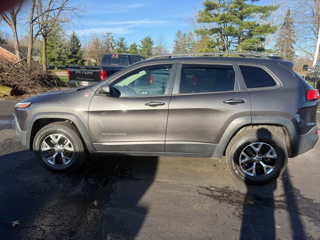 Used 2016 Jeep Cherokee Trailhawk w/ Comfort/Convenience Group image 6