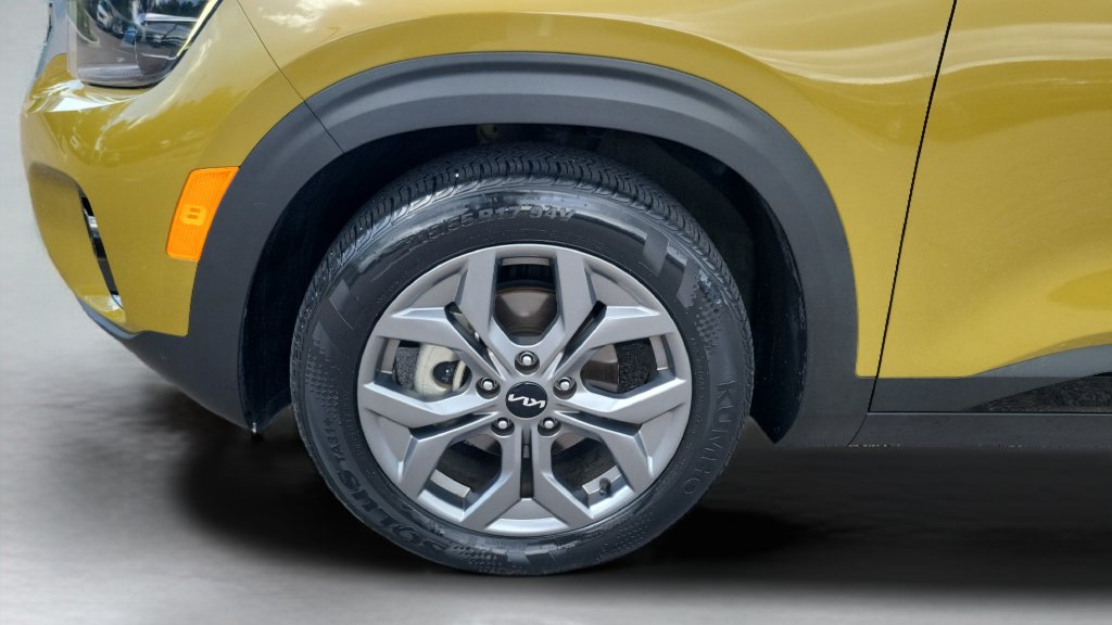 Used 2024 Kia Seltos S FWD image 26