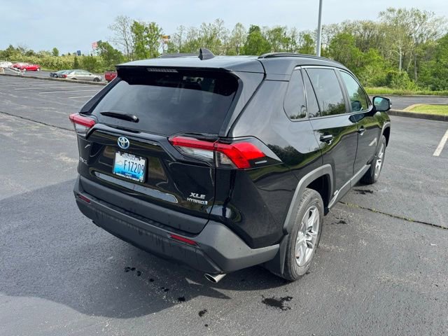 Certified 2023 Toyota RAV4 XLE w/ XLE Grade Weather Package AWD/4WD image 3