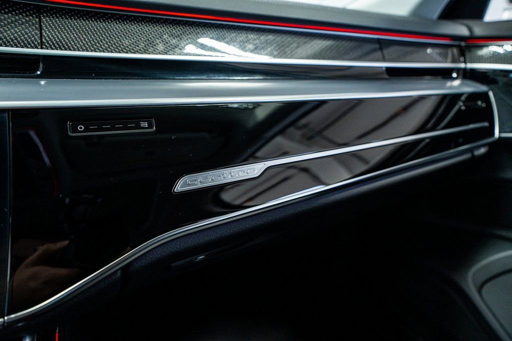 Used 2023 Audi S8 image 50