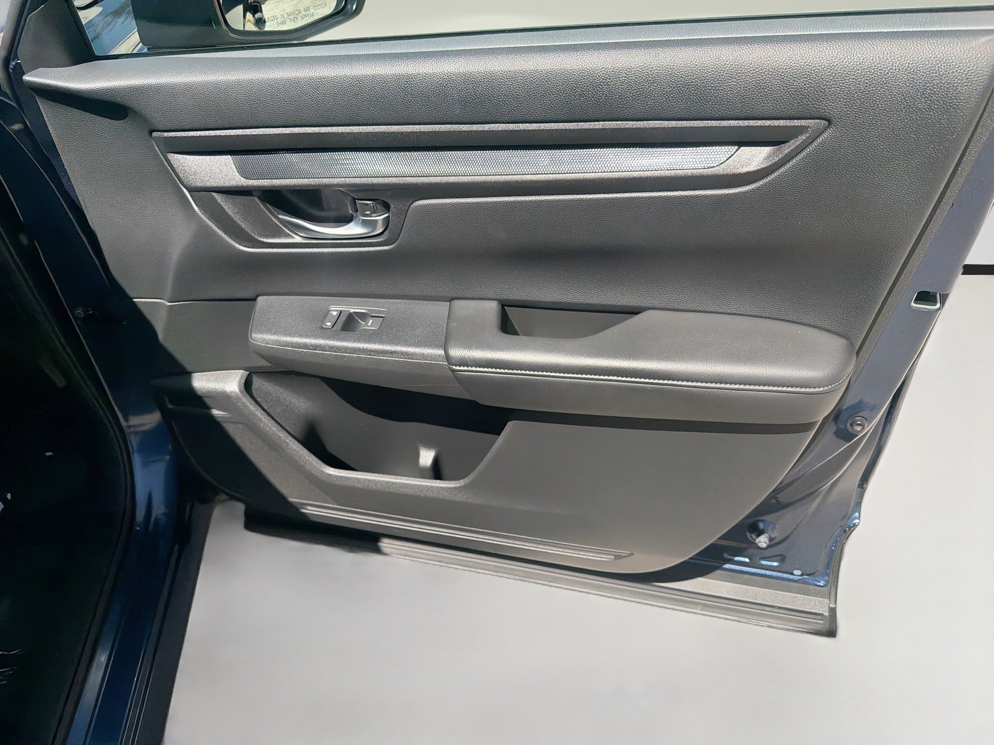 Certified 2025 Honda CR-V LX image 33