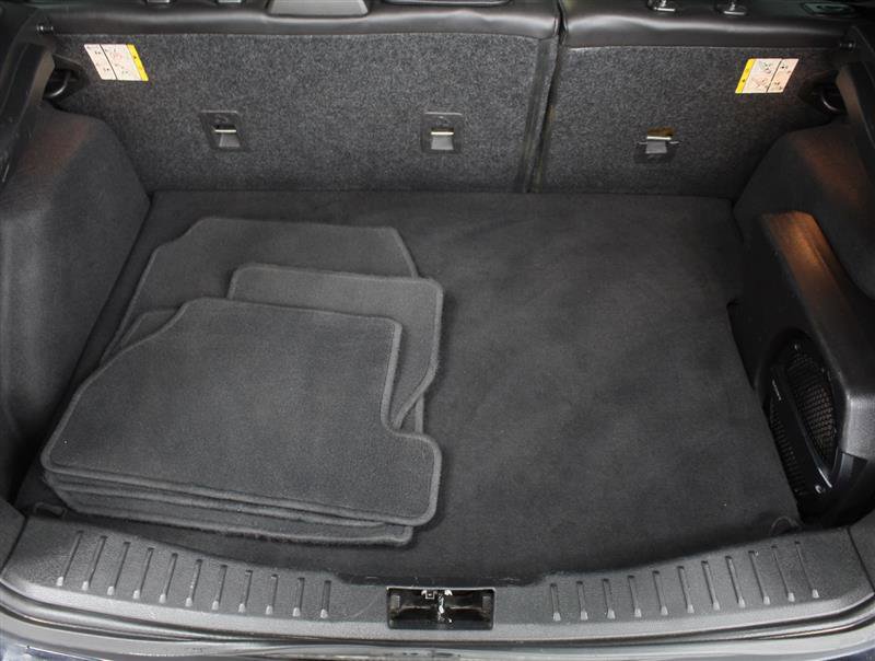 Used 2016 Ford Focus ST w/ Equipment Group 402A FWD image 18