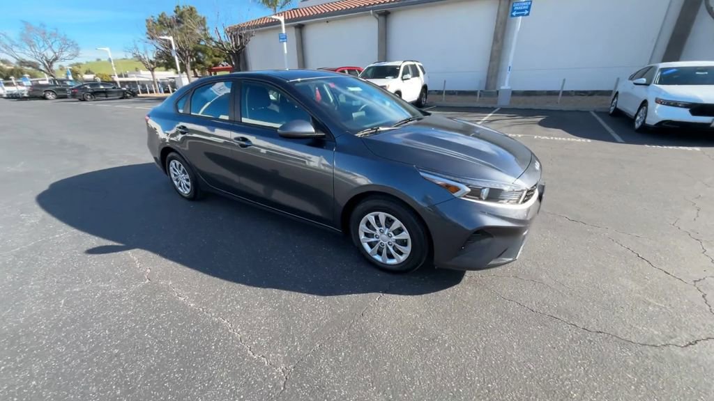 Used 2023 Kia Forte LX image 2