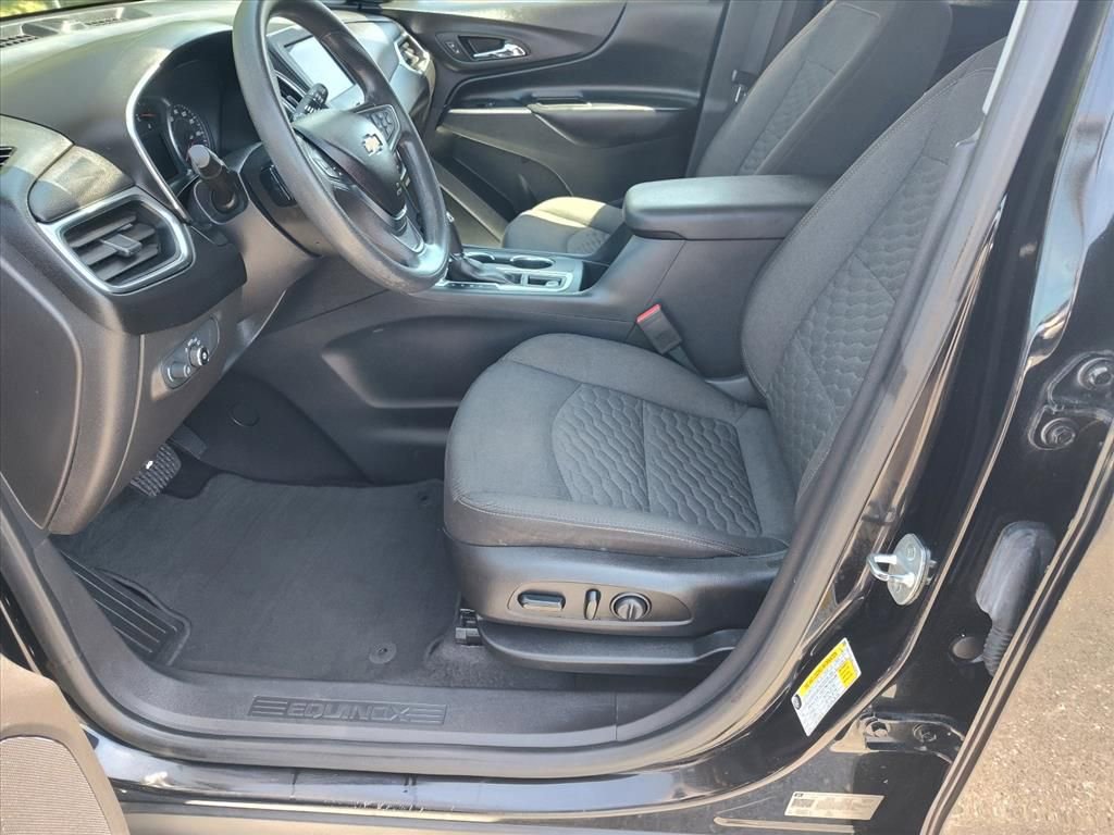 Used 2020 Chevrolet Equinox LT AWD/4WD image 12