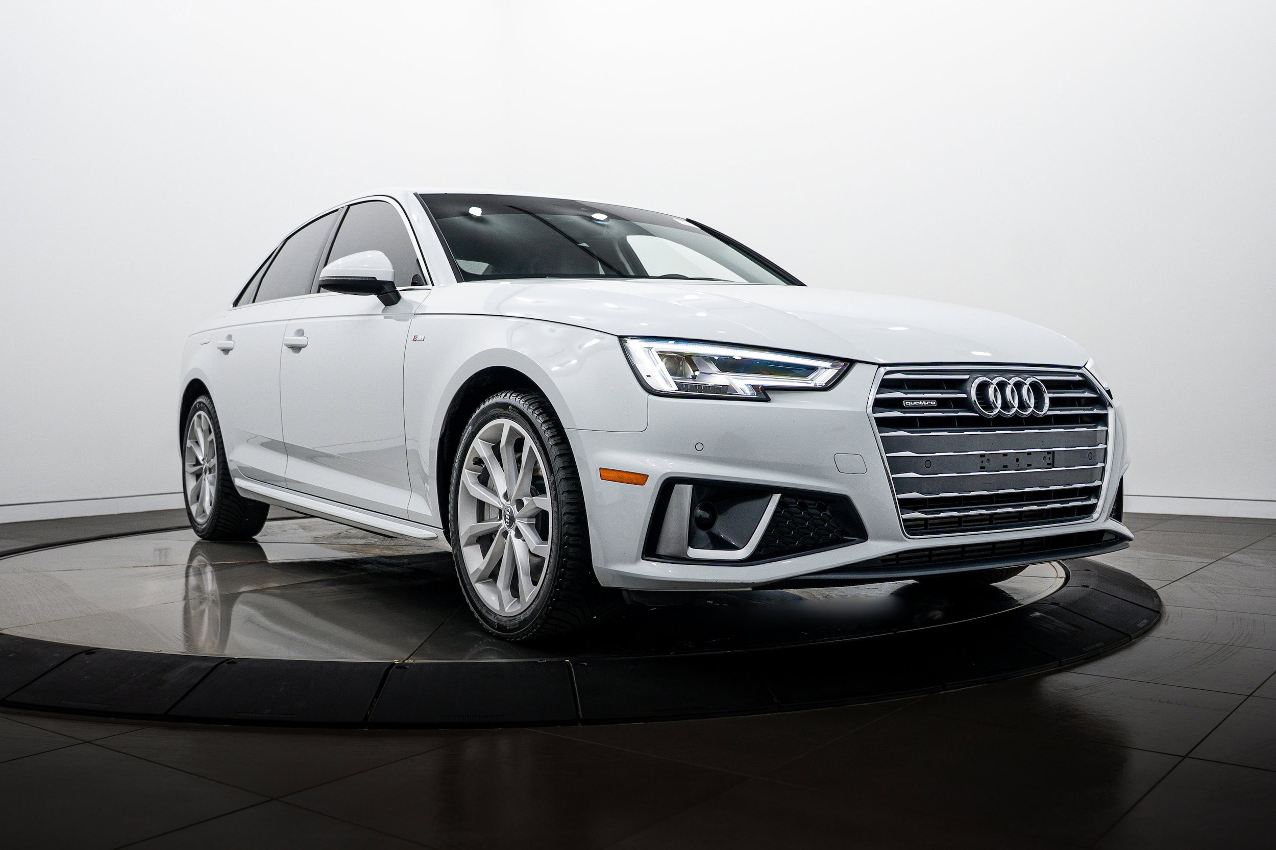 Used 2019 Audi A4 2.0T Premium Plus w/ Premium Plus Package AWD/4WD image 1