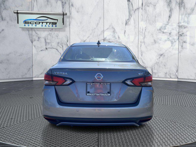 Used 2021 Nissan Versa SV image 7