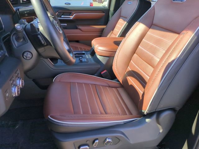 Used 2025 GMC Sierra 1500 Denali Ultimate image 11