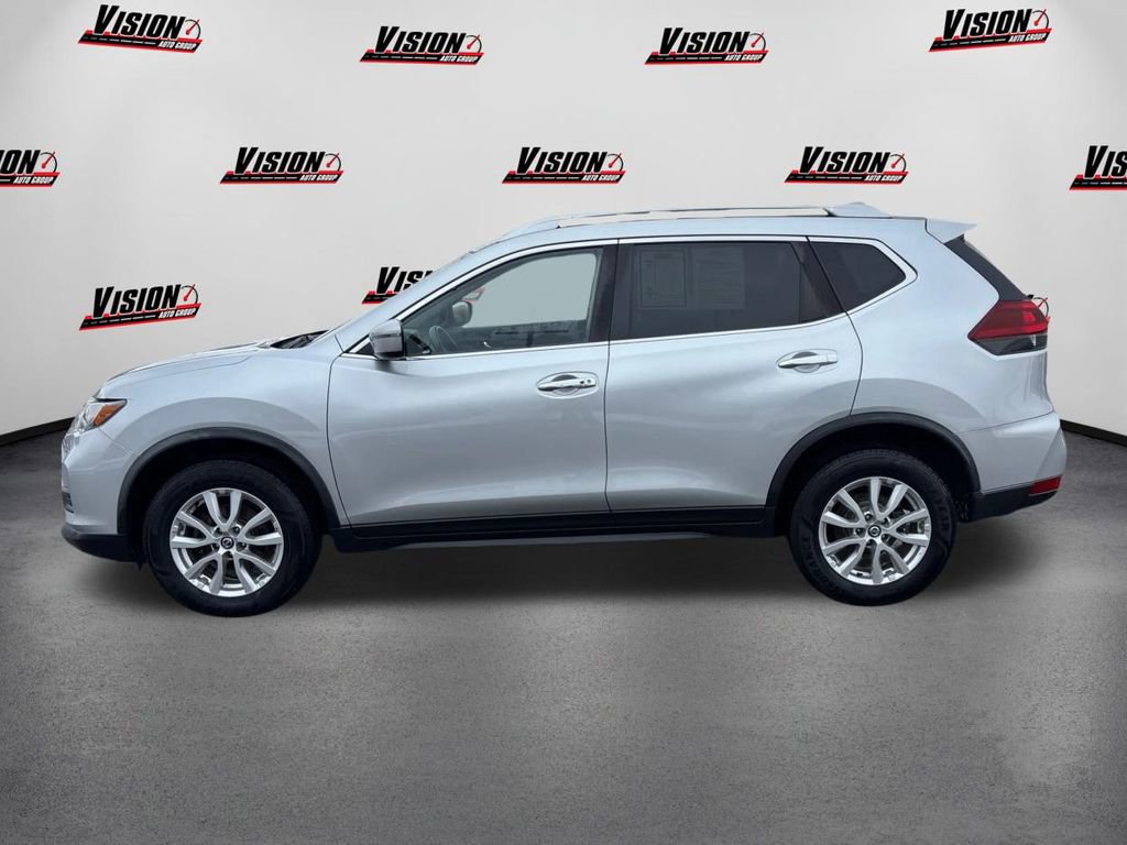 Used 2018 Nissan Rogue SV image 8