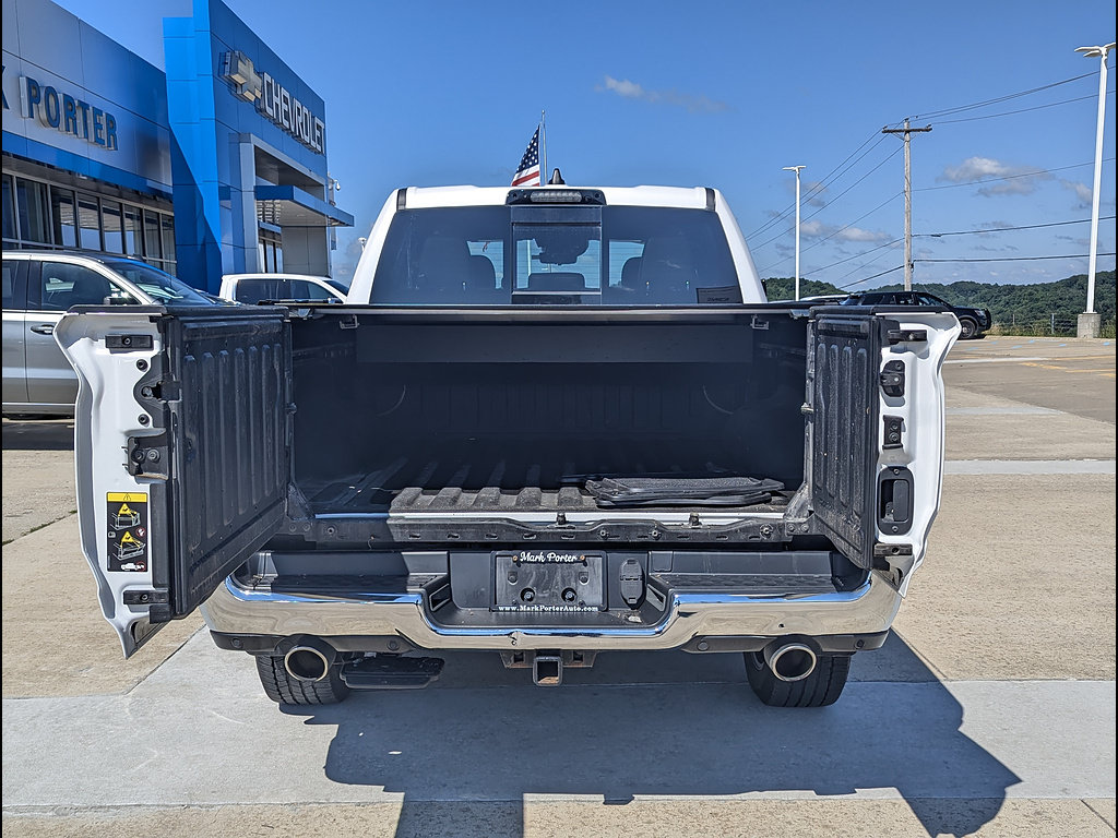 Used 2022 RAM 1500 Limited AWD/4WD image 16