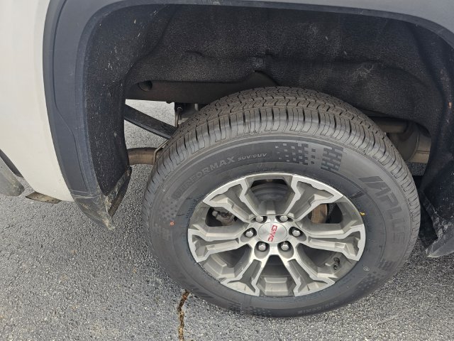 Used 2025 GMC Sierra 1500 SLT AWD/4WD image 13