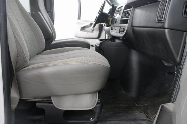 Used 2016 Chevrolet Express 3500 LT w/ LT Preferred Equipment Group image 16