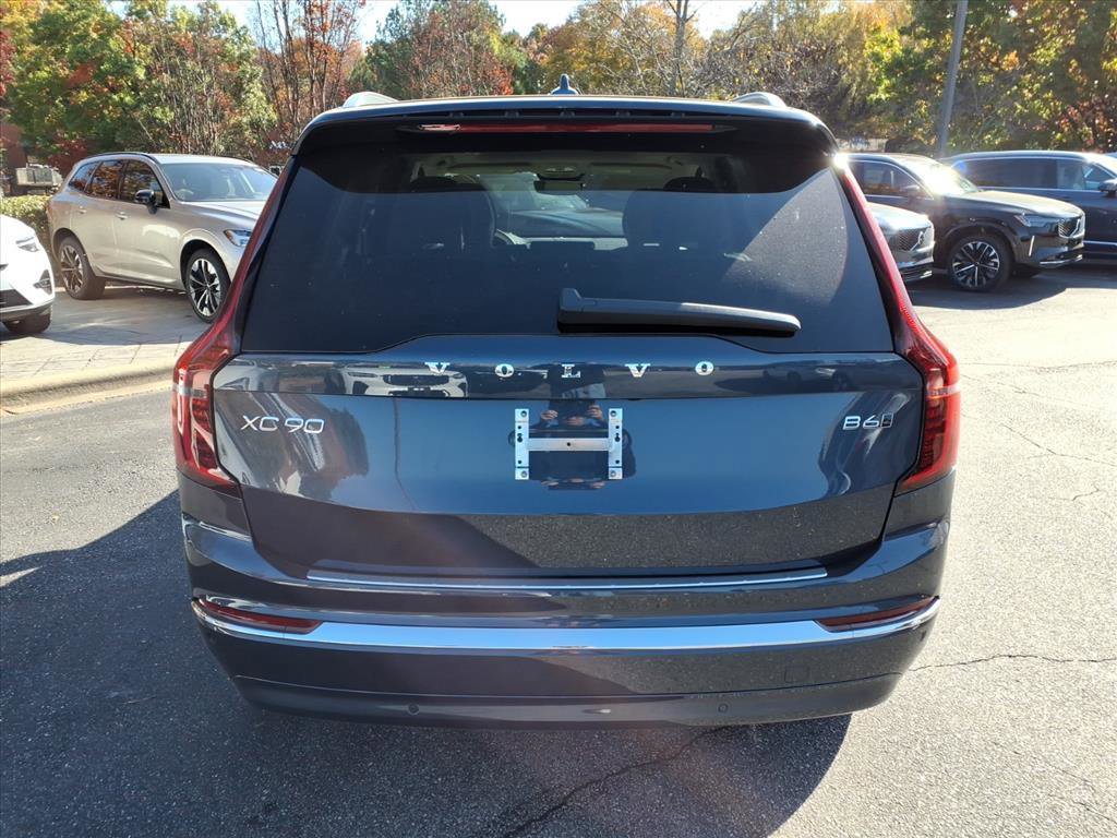 New 2026 Volvo XC90 B6 Ultra w/ Protection Package Premier AWD/4WD image 4