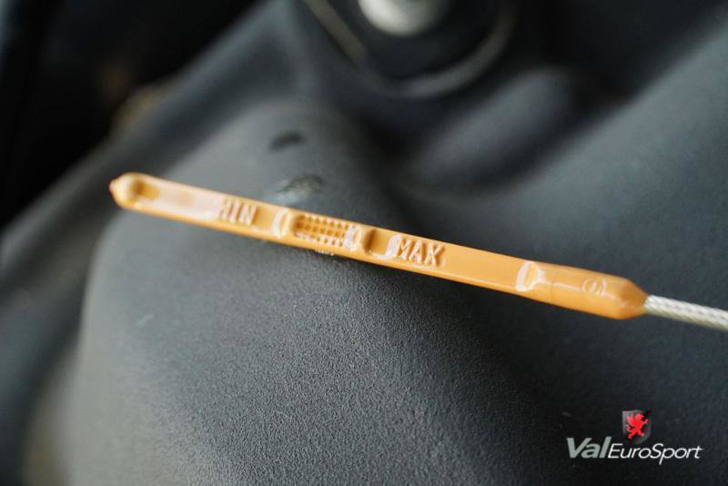 Used 2006 Aston Martin DB9 Volante image 24