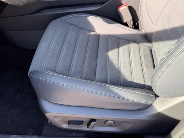 New 2026 Mitsubishi Outlander SE FWD image 23