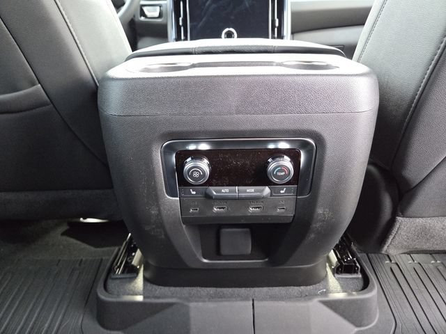 New 2026 GMC Yukon XL AT4 w/ AT4 Premium Plus Package AWD/4WD image 27