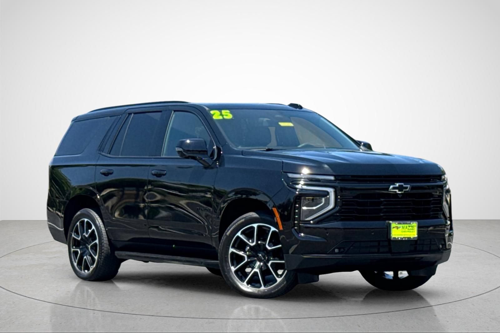 Used 2025 Chevrolet Tahoe RST w/ Comfort Package AWD/4WD image 2