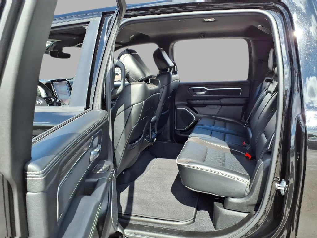 Used 2026 RAM 1500 Laramie AWD/4WD image 23