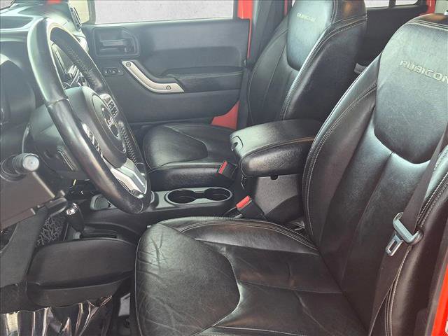 Used 2015 Jeep Wrangler Unlimited Rubicon image 14