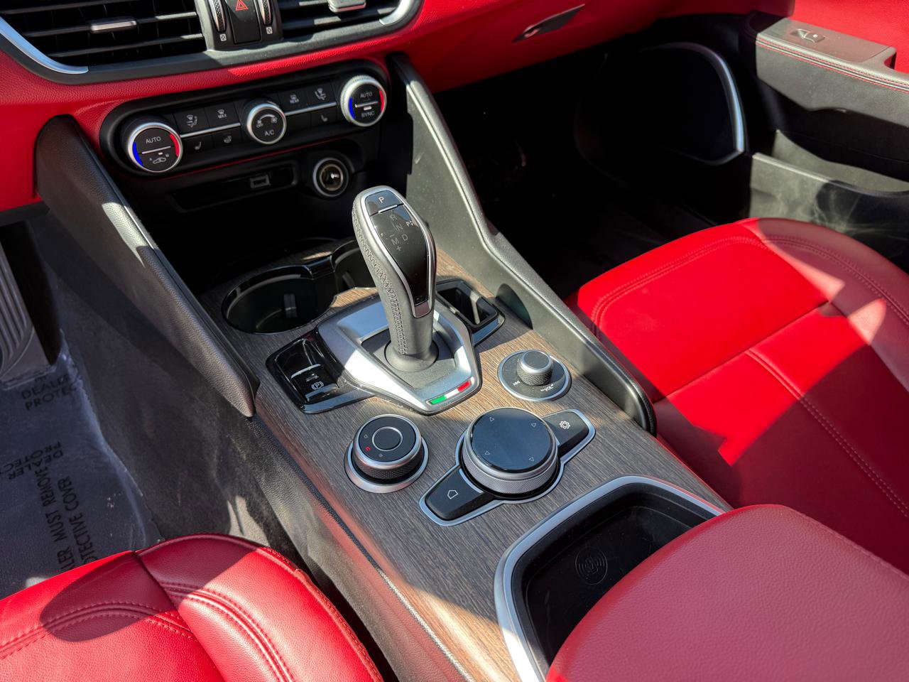 Used 2020 Alfa Romeo Giulia Ti w/ Nero Edizione image 19