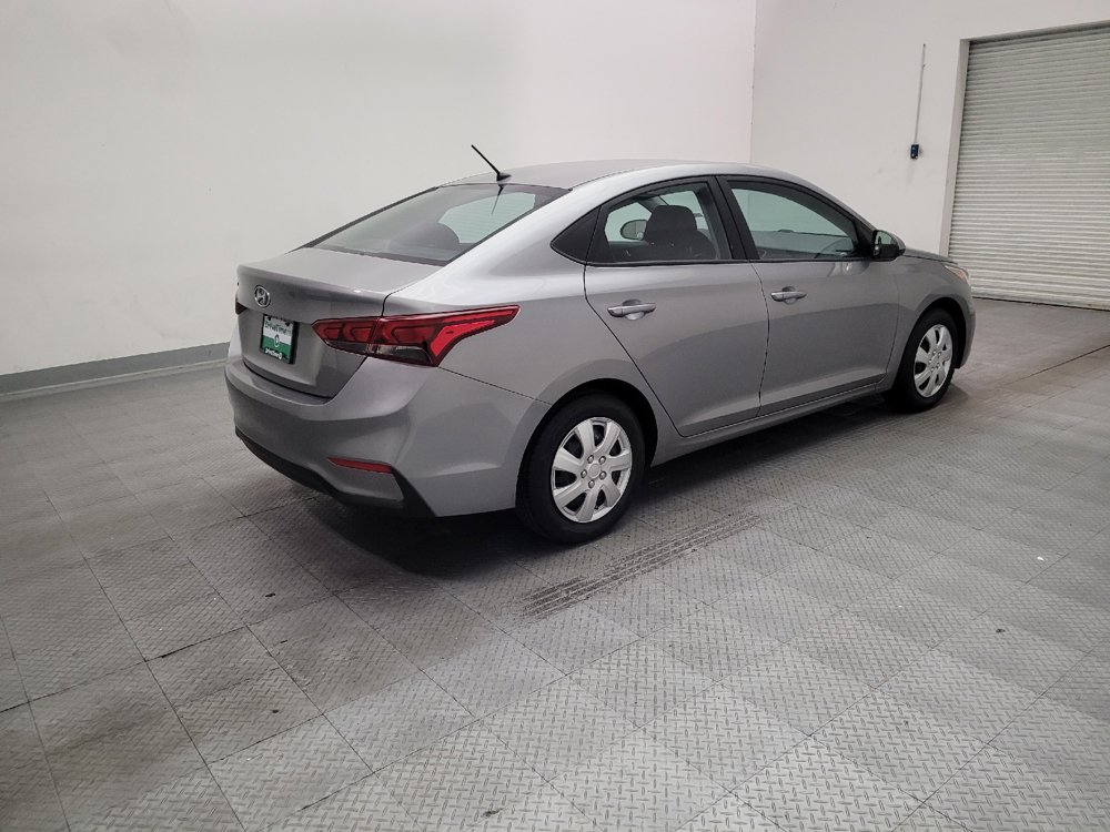 Used 2021 Hyundai Accent SE FWD image 7