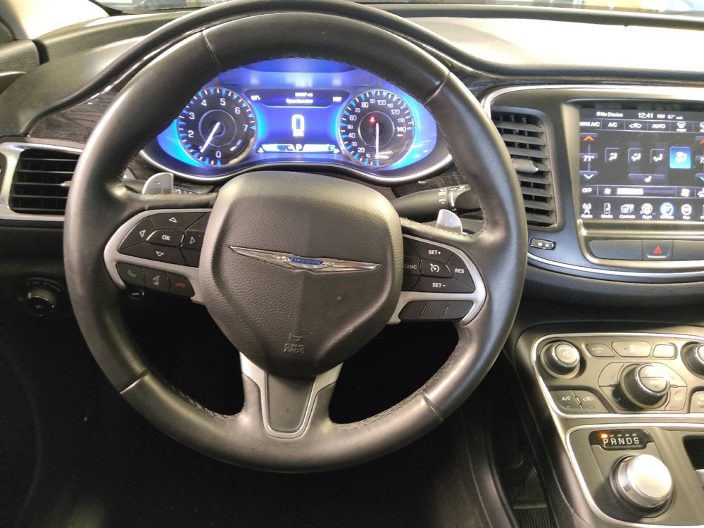 Used 2015 Chrysler 200 C w/ Navigation & Sound Group I image 22