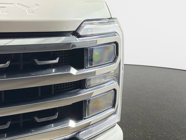 Used 2024 Ford F250 Platinum AWD/4WD image 11