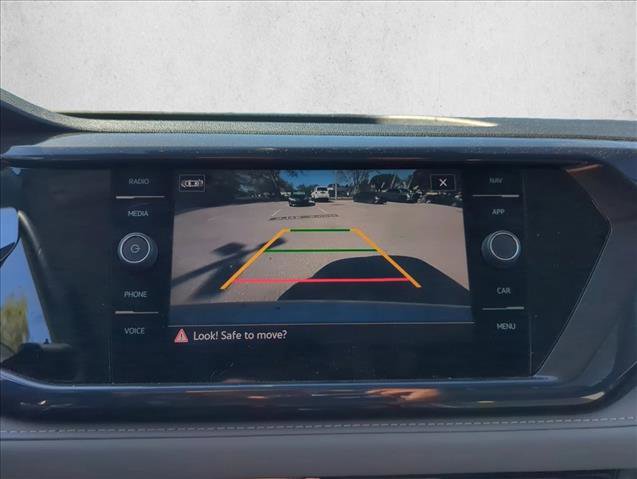 Used 2023 Volkswagen Taos SEL image 18