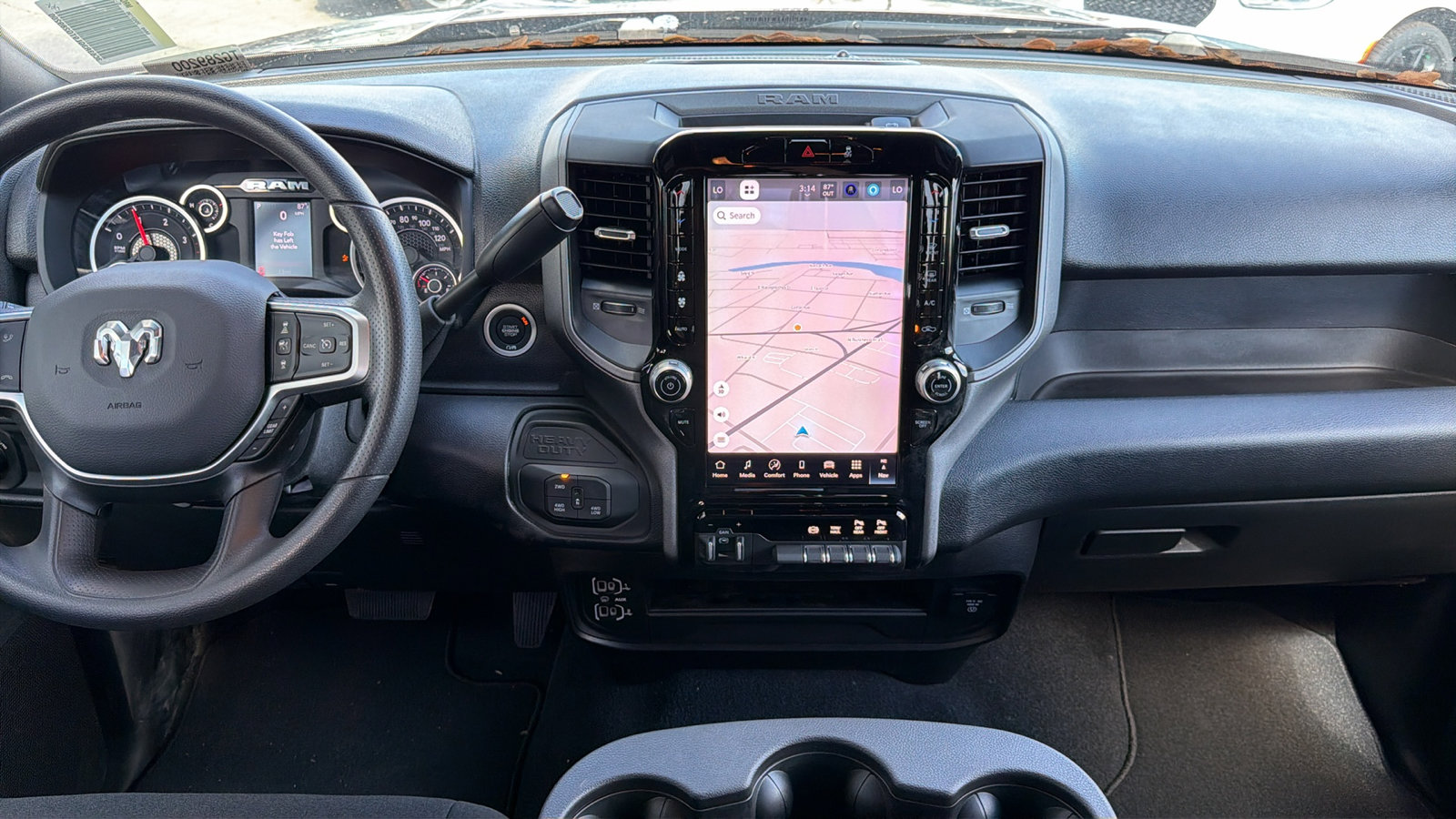 New 2026 RAM 3500 Tradesman AWD/4WD image 21