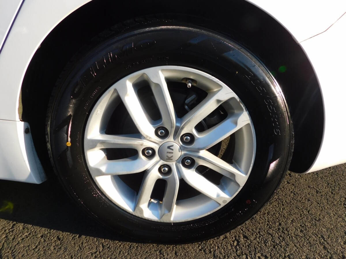 Used 2013 Kia Optima LX w/ Technology Pkg image 20