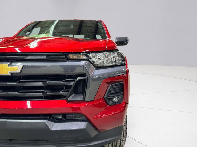 Used 2024 Chevrolet Colorado LT w/ LT Convenience Package II image 13