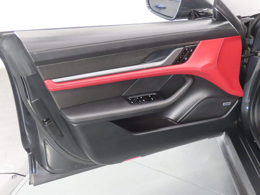 Certified 2020 Porsche Taycan Turbo S AWD/4WD image 35