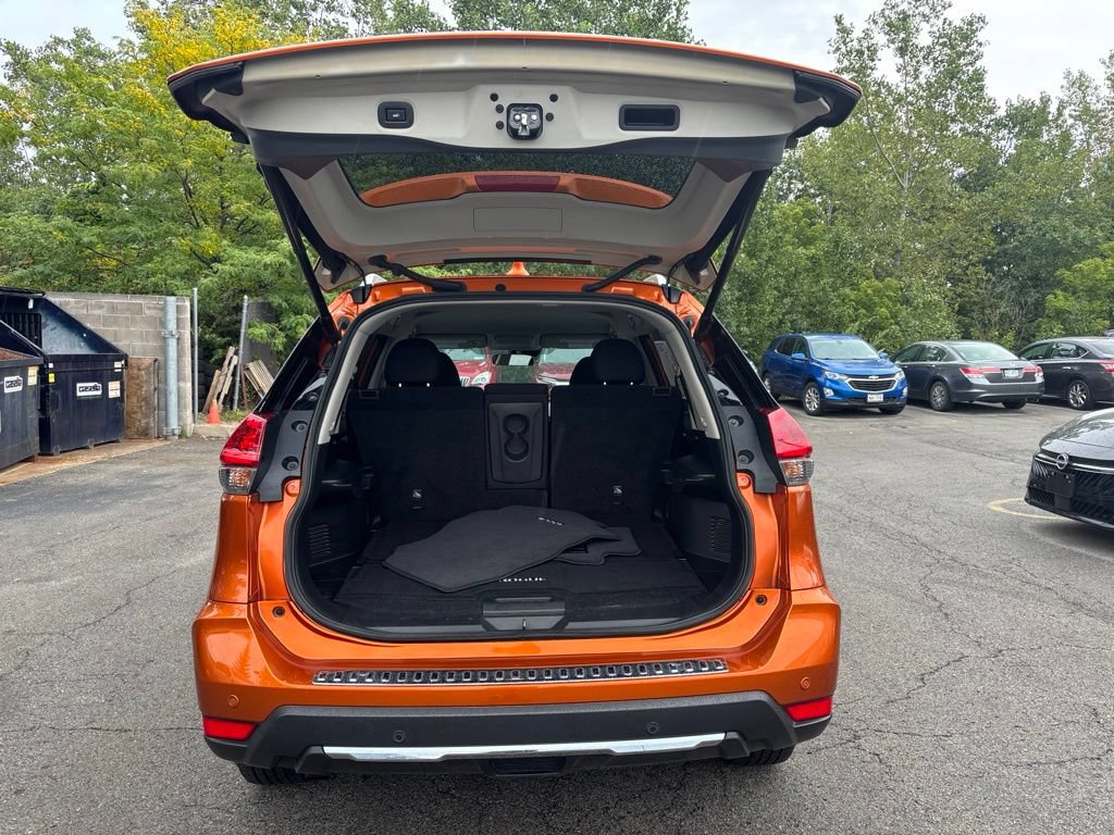 Used 2020 Nissan Rogue SV AWD/4WD image 7