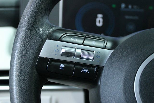 Used 2025 Hyundai Tucson SEL image 14