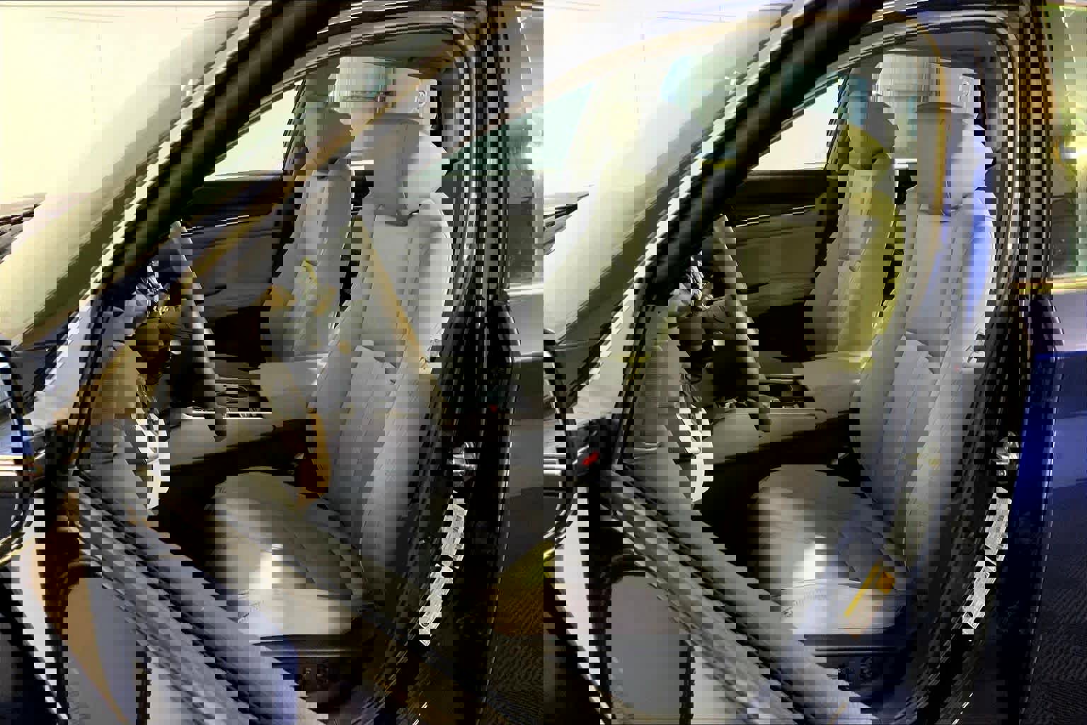 Used 2018 Honda Accord EX image 9