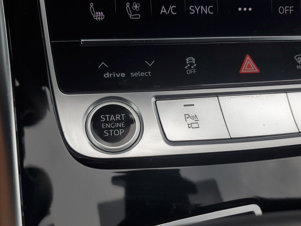 Certified 2026 Audi Q8 Premium Plus w/ Premium Plus Package AWD/4WD image 30