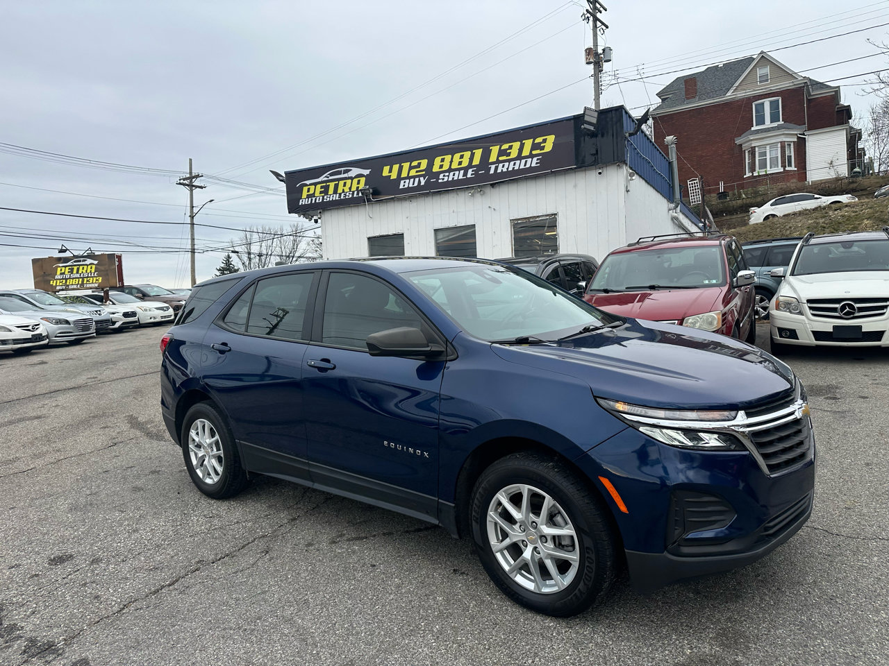 Used 2022 Chevrolet Equinox LS image 4