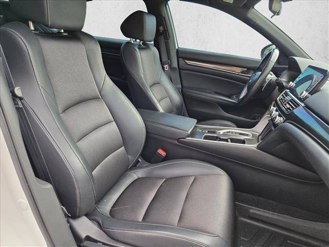 Used 2018 Honda Accord Sport image 21