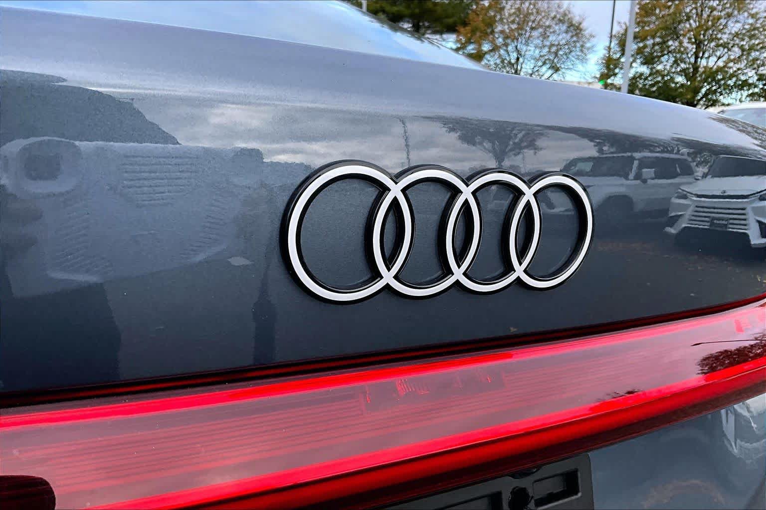 Used 2025 Audi A5 Prestige w/ 19" Wheel Package AWD/4WD image 10