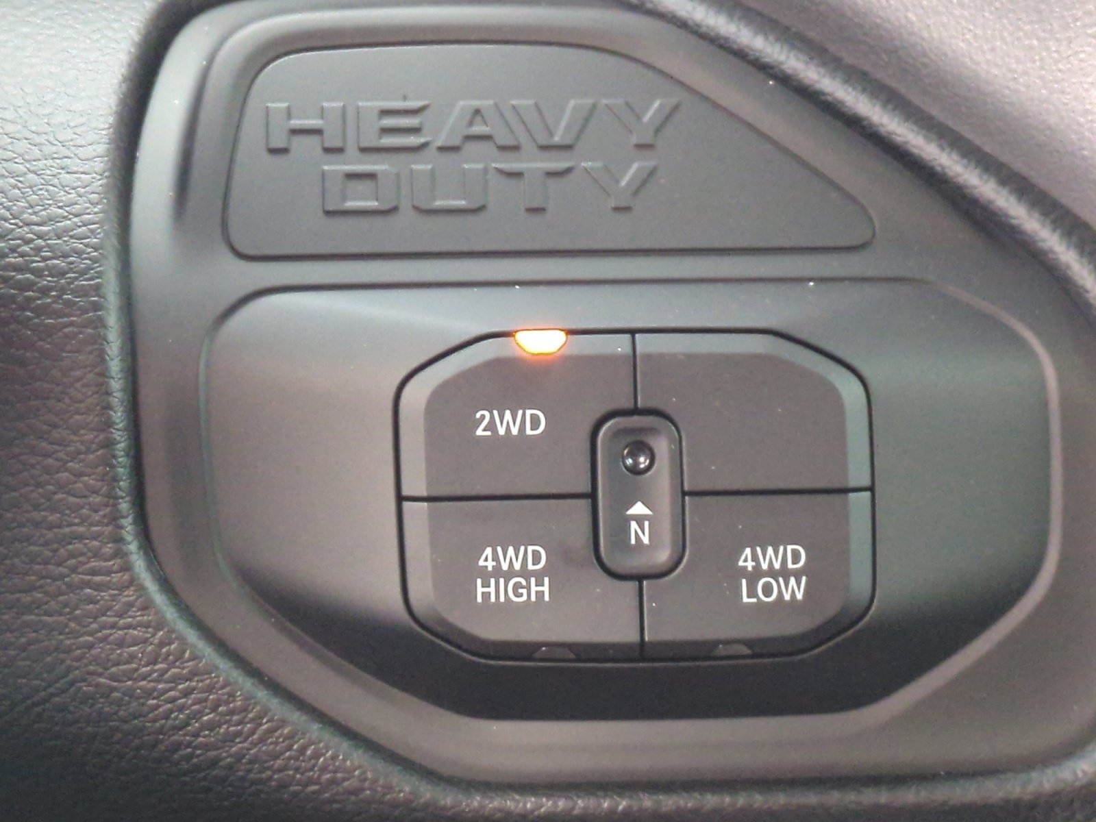 New 2026 RAM 2500 Laramie w/ Sport Appearance Package AWD/4WD image 31