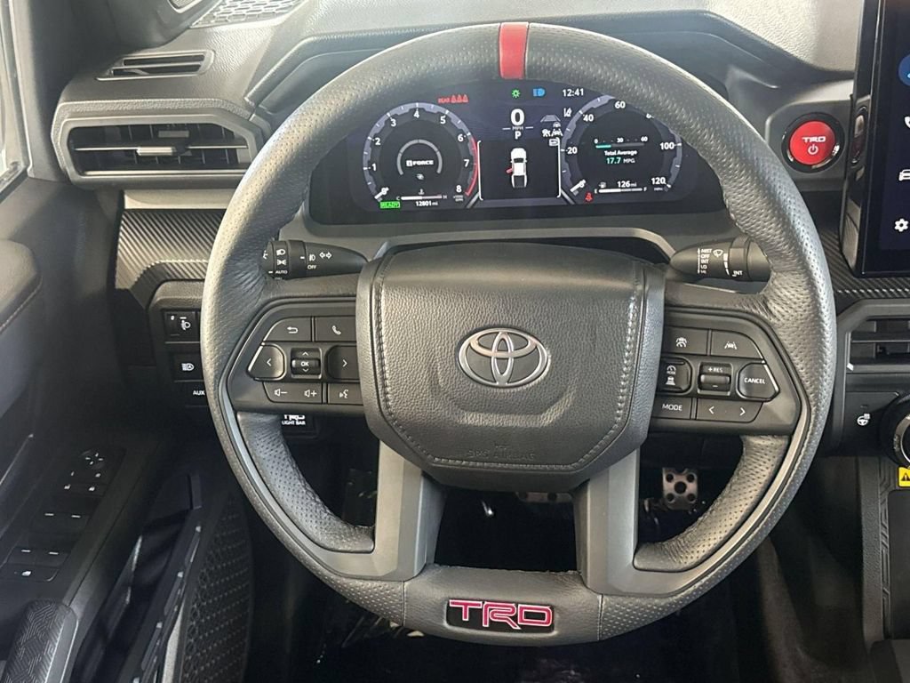 Used 2025 Toyota Tacoma TRD Pro AWD/4WD image 19