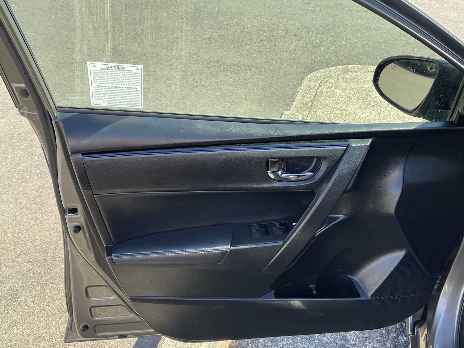 Certified 2019 Toyota Corolla SE w/ Carpet Mat Package (TMS) FWD image 14