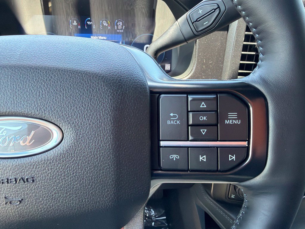 New 2026 Ford F350 4x4 Crew Cab Super Duty image 7
