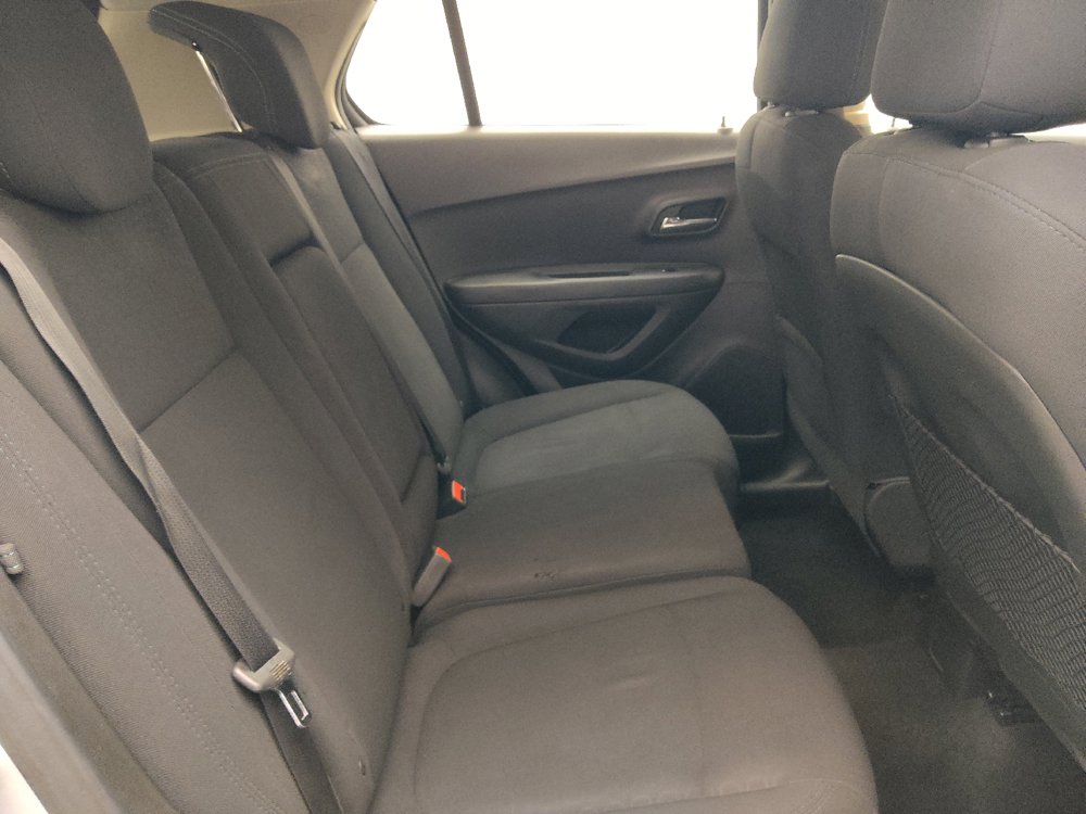 Used 2016 Chevrolet Trax LS FWD image 19