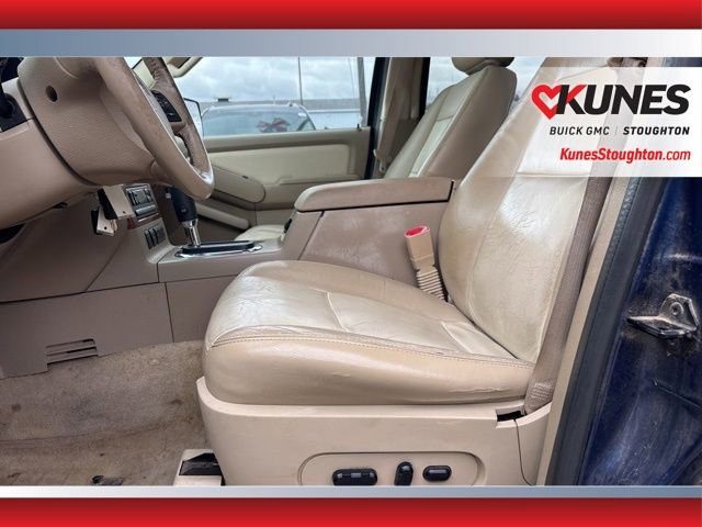 Used 2007 Ford Explorer Eddie Bauer AWD/4WD image 16