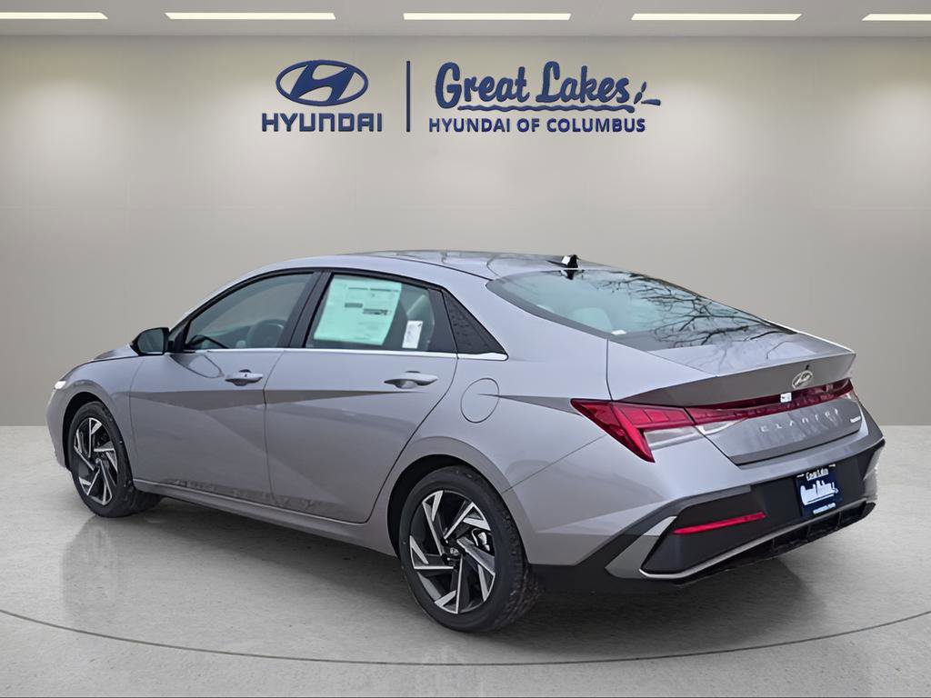 New 2026 Hyundai Elantra Limited image 3